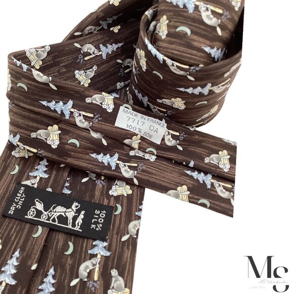 HERMES PARIS 7717 OA Brown Beavers At Night Print Silk Tie France W: 3.75" E.C - Picture 5 of 7